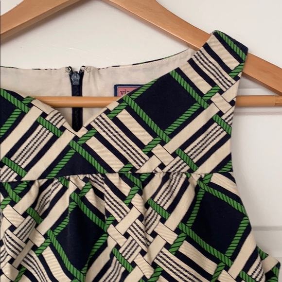 Vineyard Vines shift dress Navy/Green/cream - Picture 2 of 5